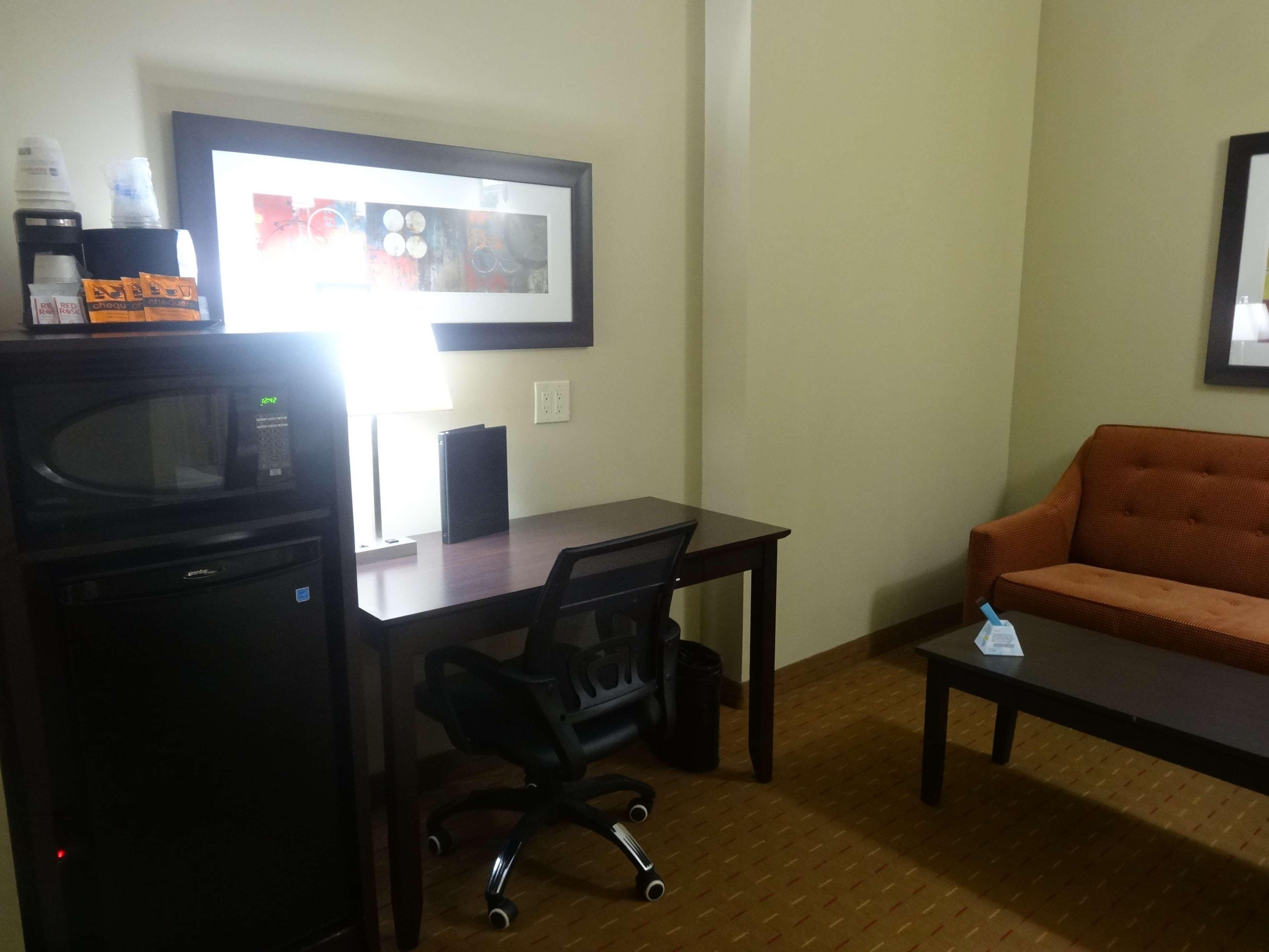 Best Western Plus בואומנוויל מראה חיצוני תמונה