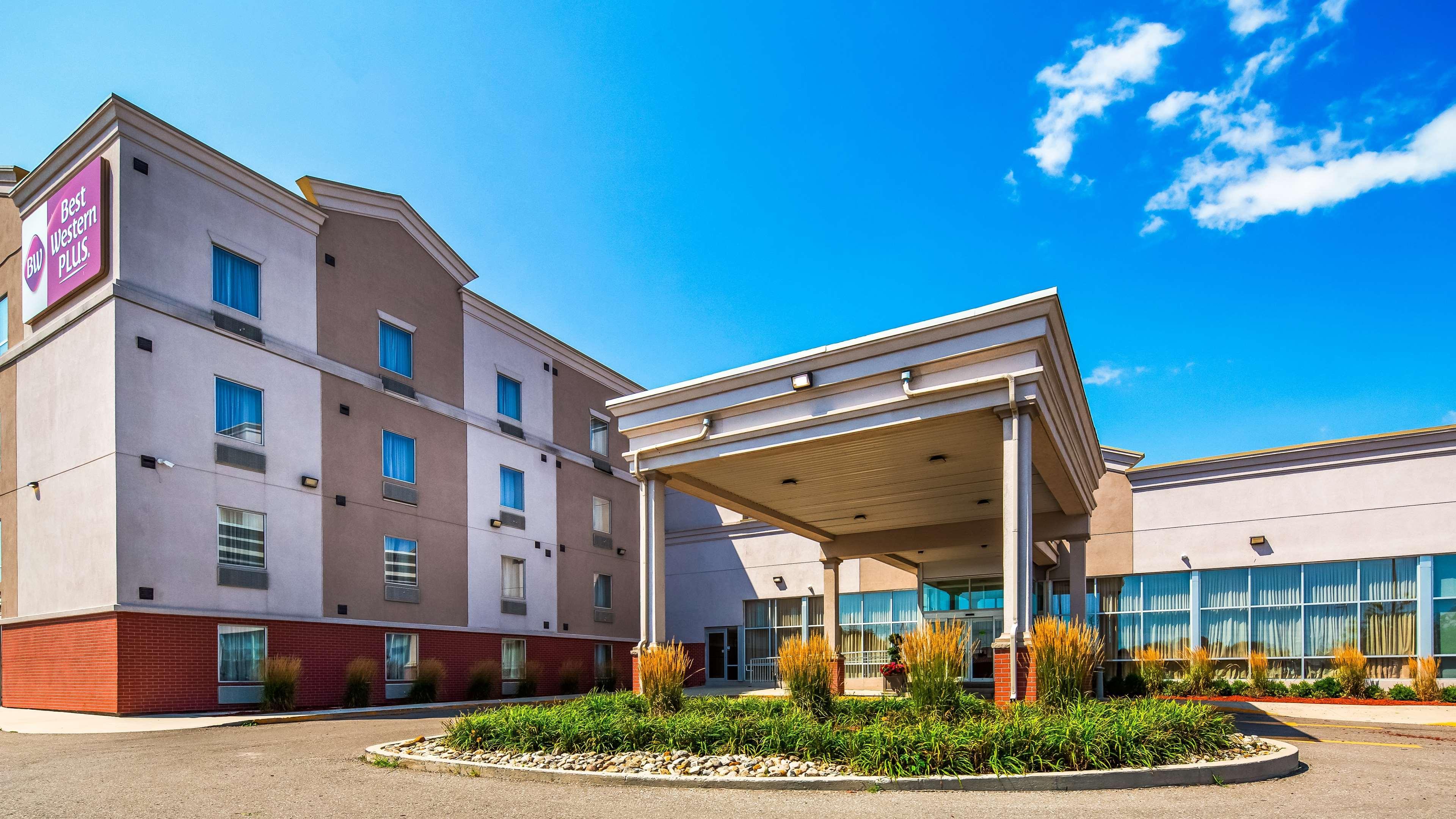 Best Western Plus בואומנוויל מראה חיצוני תמונה