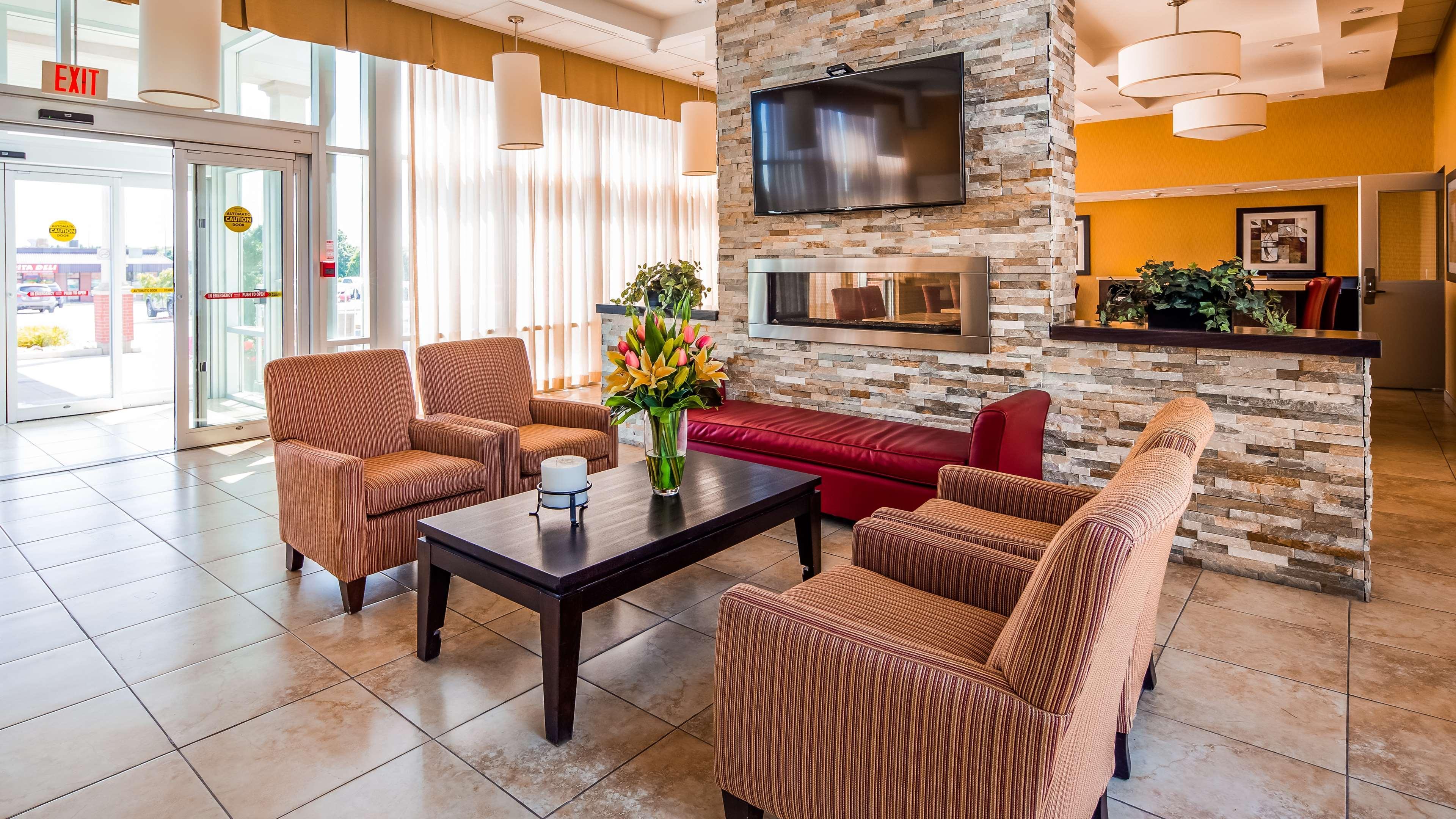 Best Western Plus בואומנוויל מראה חיצוני תמונה