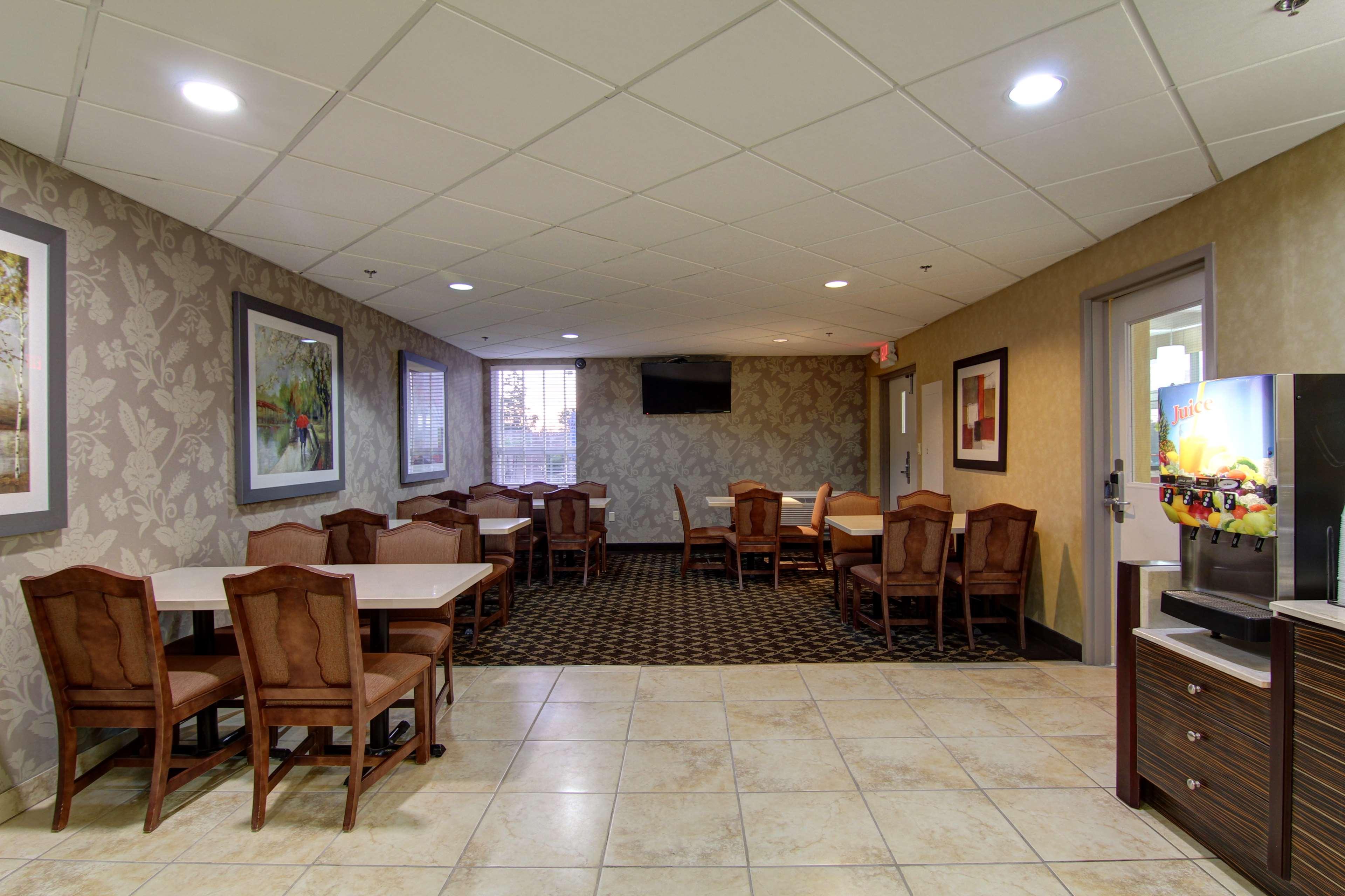 Best Western Plus בואומנוויל מראה חיצוני תמונה